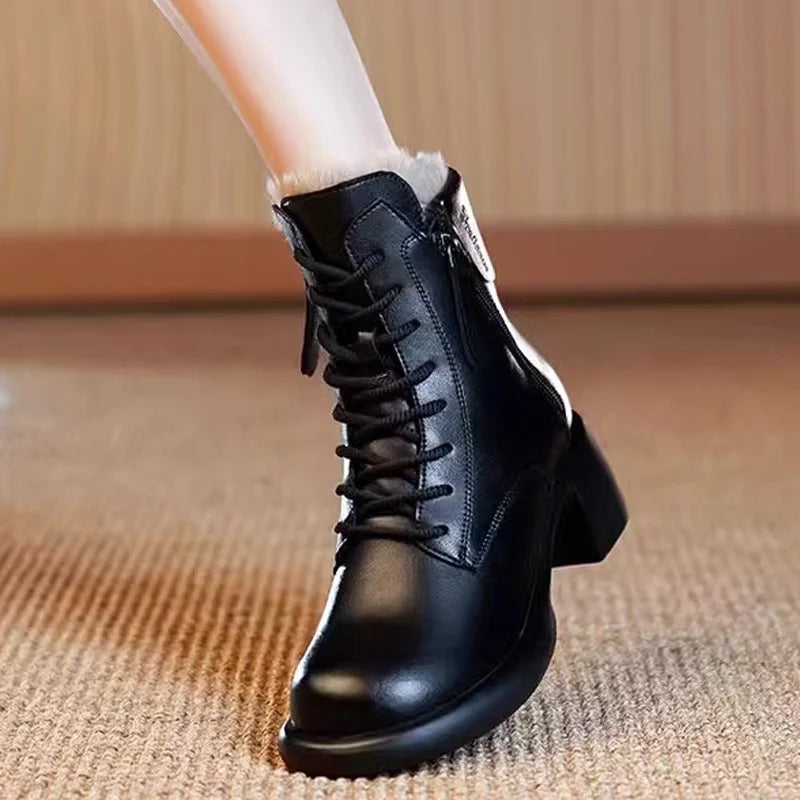 Vintage British-Style Leather Boots – Timeless Comfort & Style