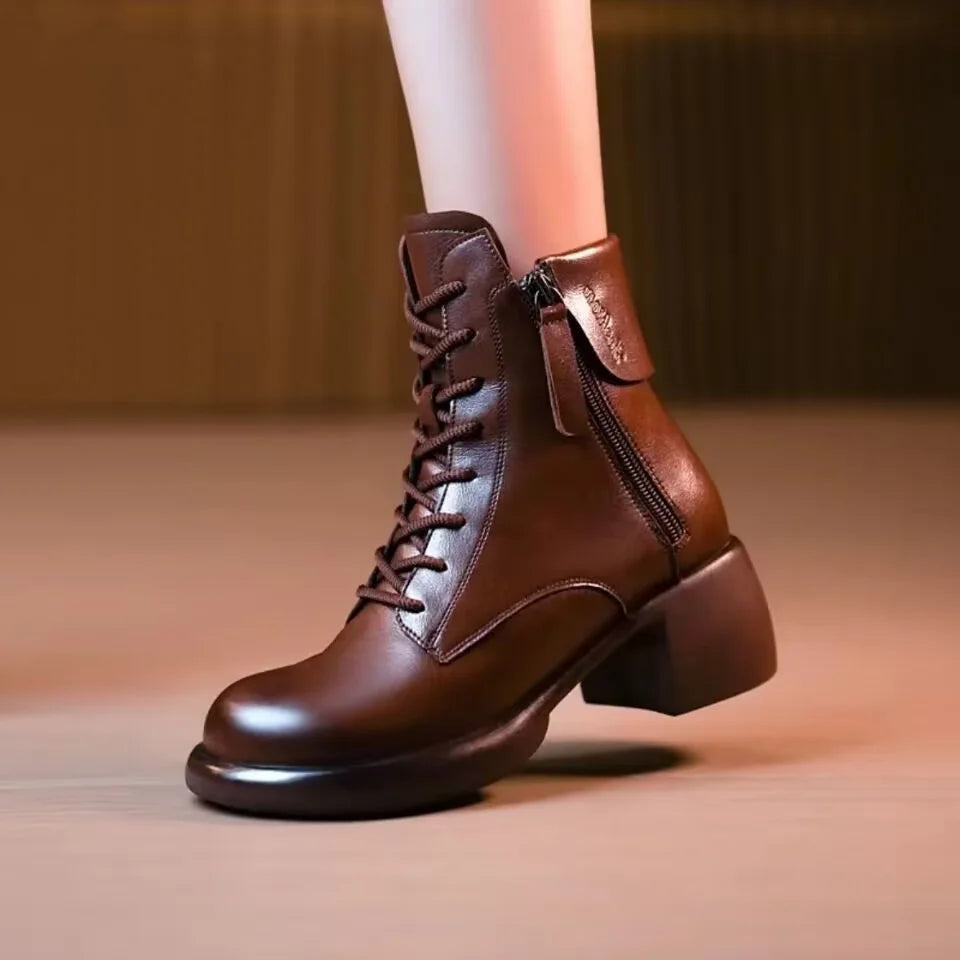 Vintage British-Style Leather Boots – Timeless Comfort & Style