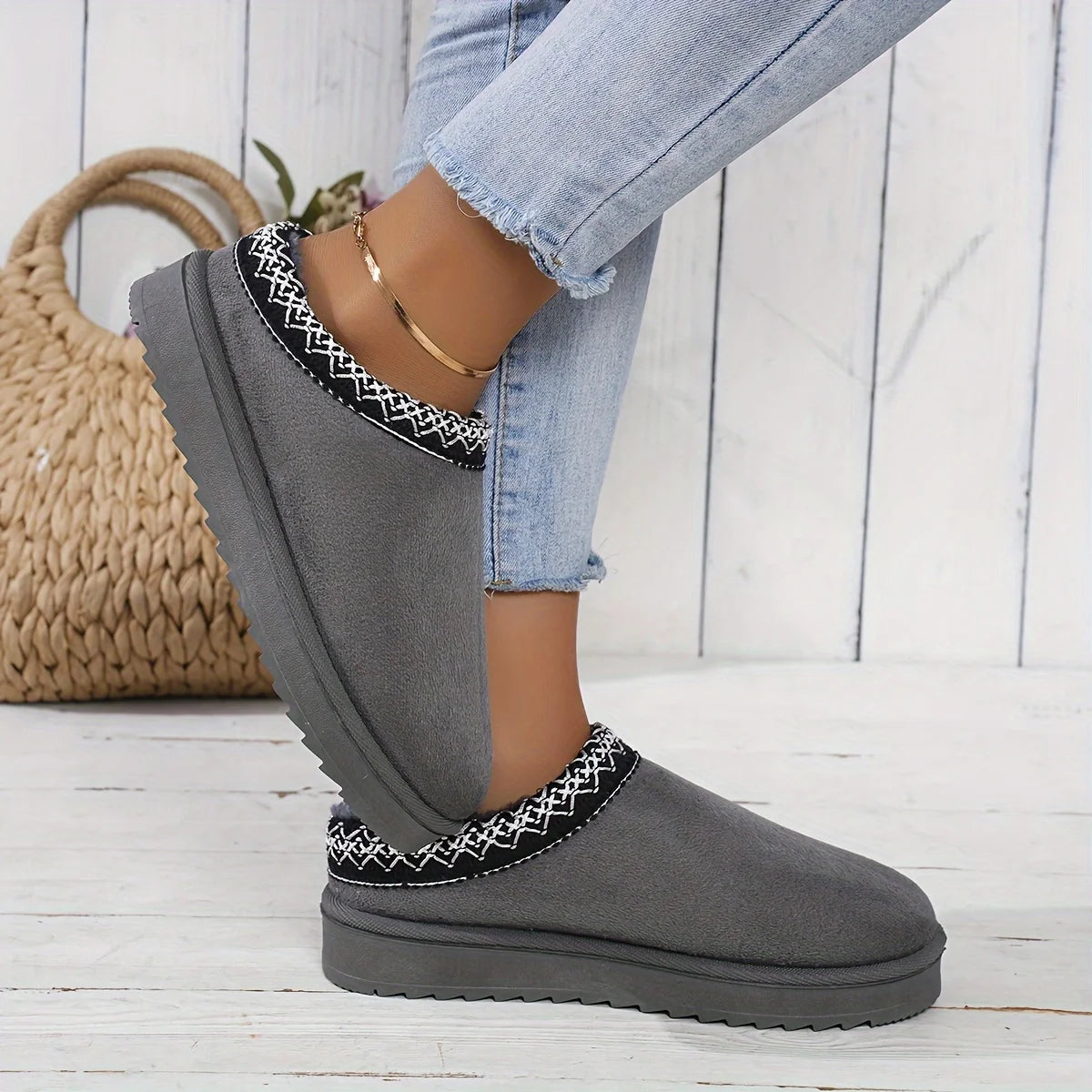 SnugEase™ Winter Home Slippers